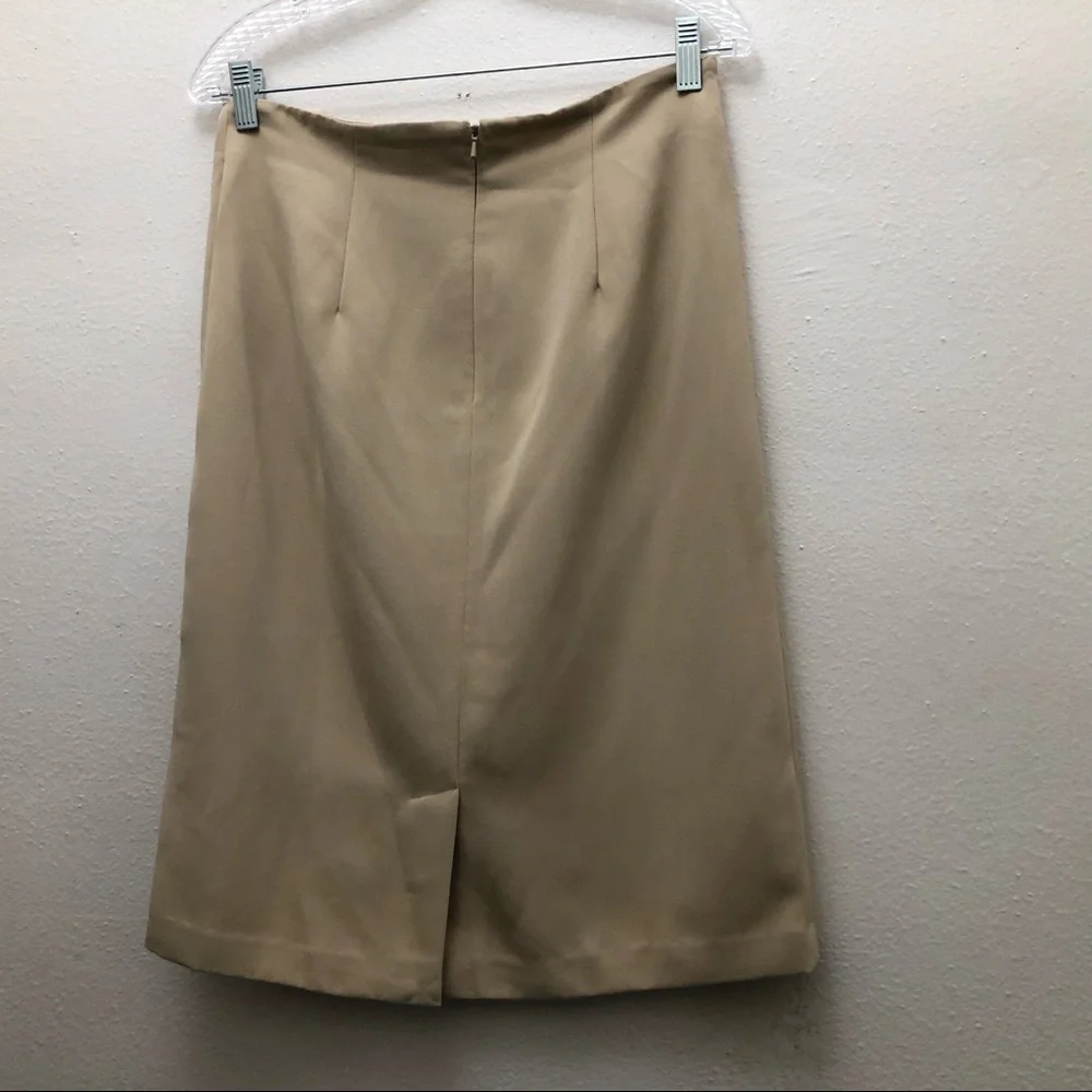 Newport News Skirt Suit Long Sleeve Jacket & Knee High Skirt Women's Size 10 Tan - Picture 6 of 15